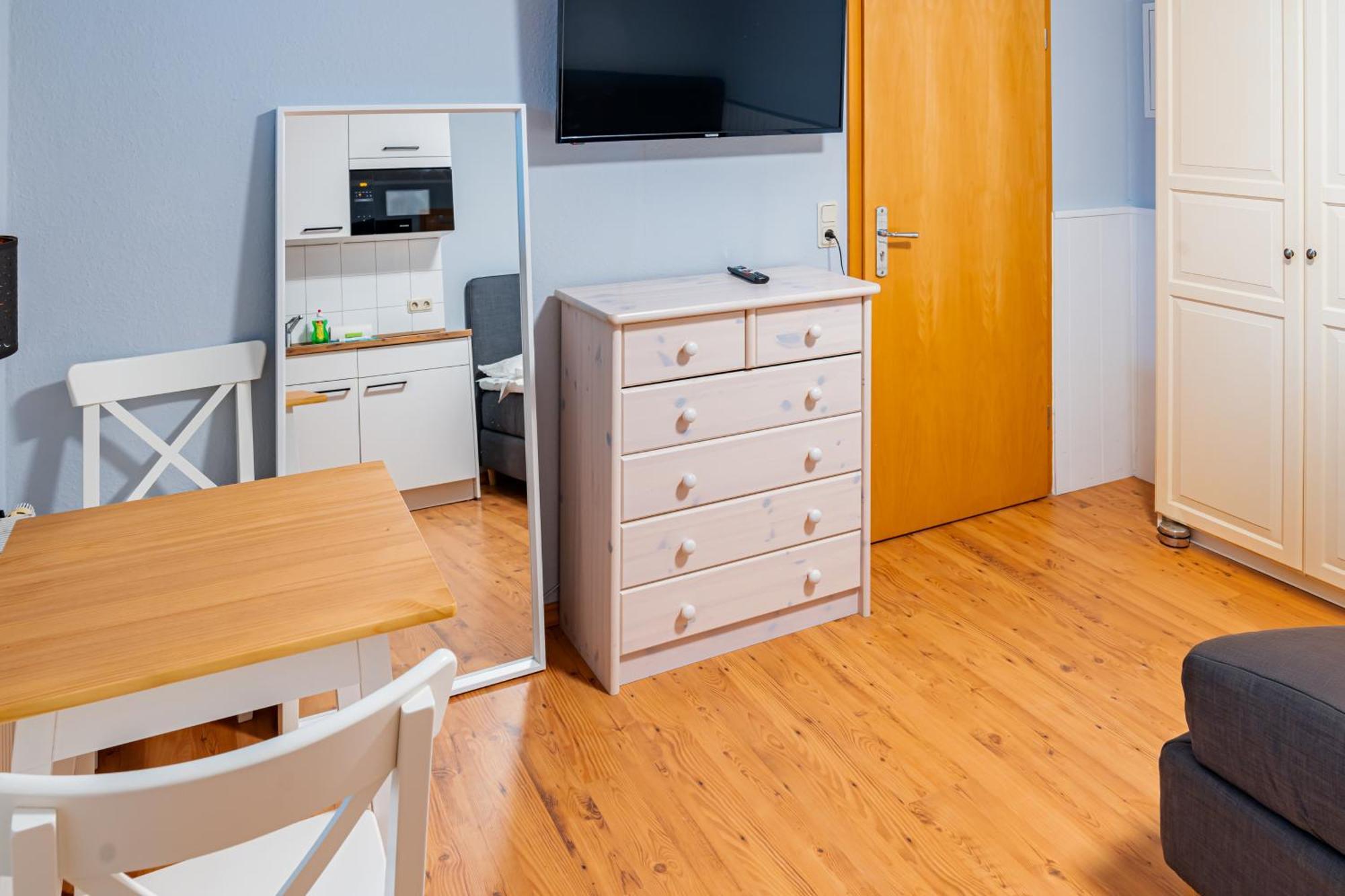 Apartmenthaus Chrischanshof Rostock Exterior photo